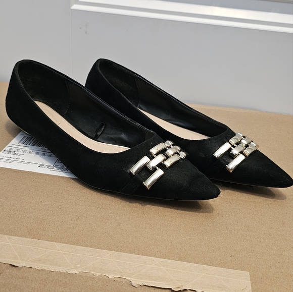 Zara Black Pointy Flats - Picture 3 of 9